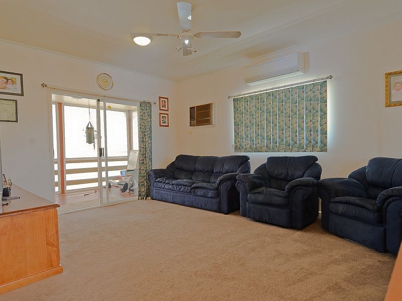 11 Alamein Drive, Emerald QLD 4720