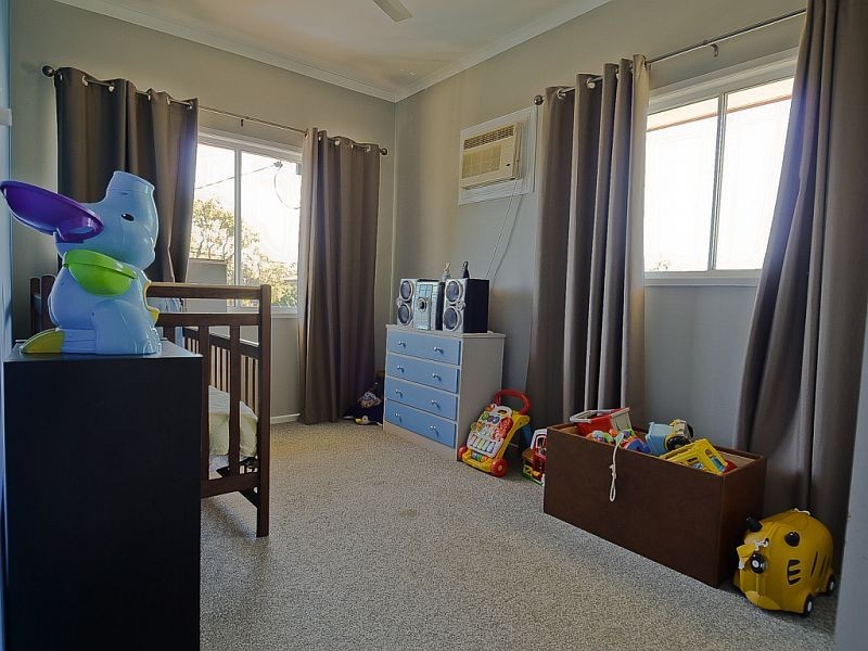 11 Alamein Drive, Emerald QLD 4720