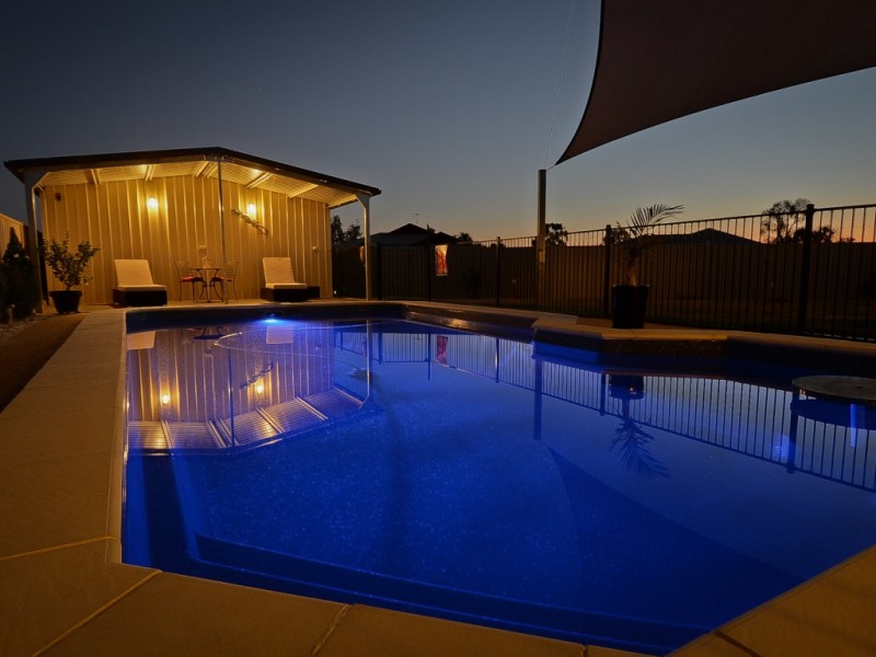 30 Bluegums Drive, Emerald QLD 4720