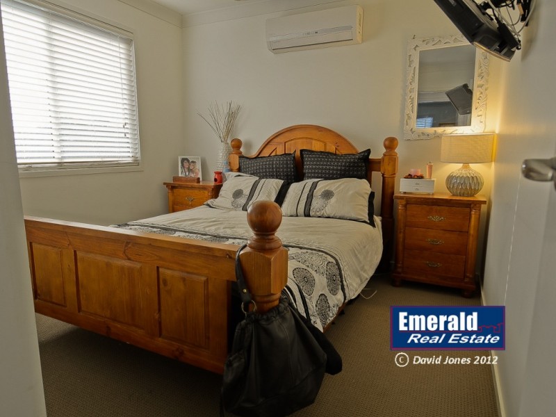 30 Newman Drive, Emerald QLD 4720