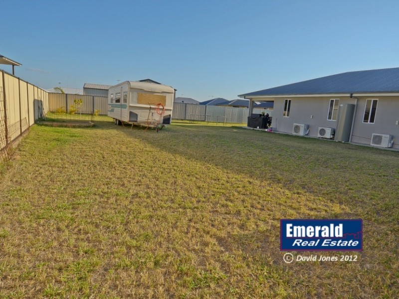 30 Newman Drive, Emerald QLD 4720