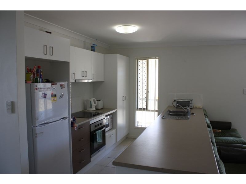 3 Lakeside Drive, Emerald QLD 4720