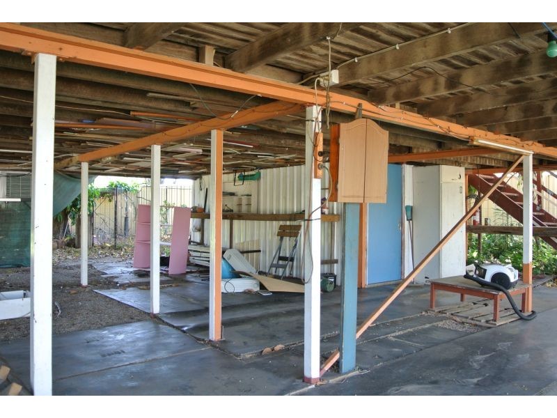 25 Theresa Street, Emerald QLD 4720