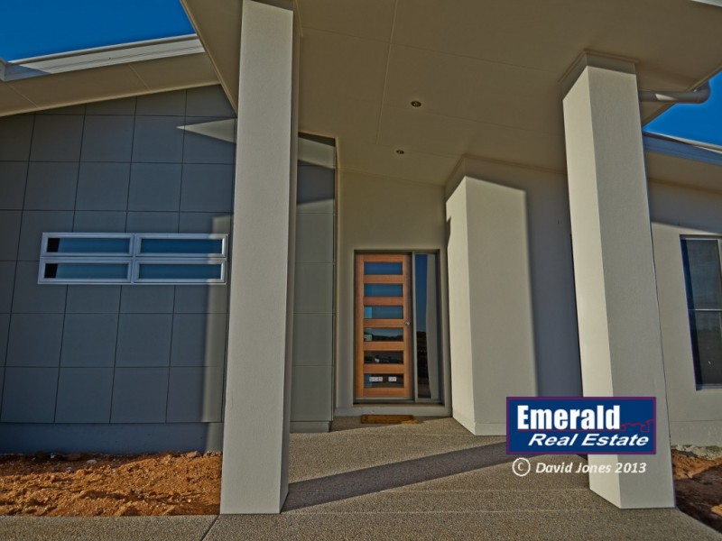 22 Maranda St, Emerald QLD 4720