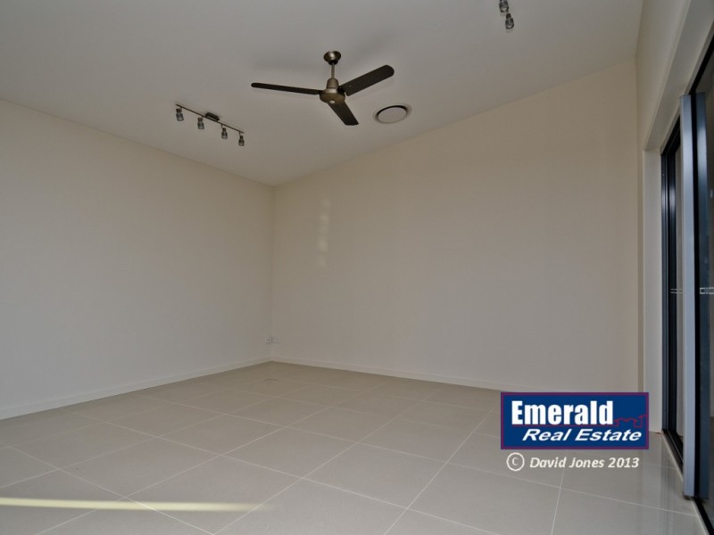 22 Maranda St, Emerald QLD 4720