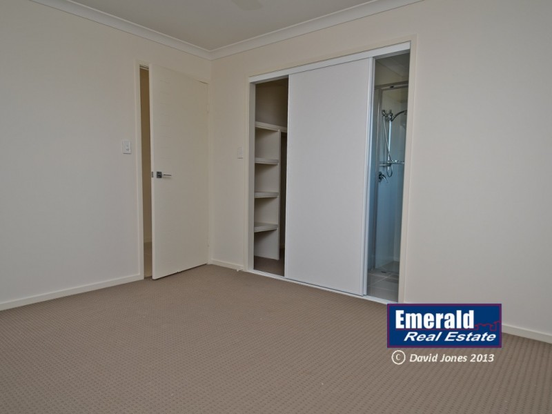 22 Maranda St, Emerald QLD 4720