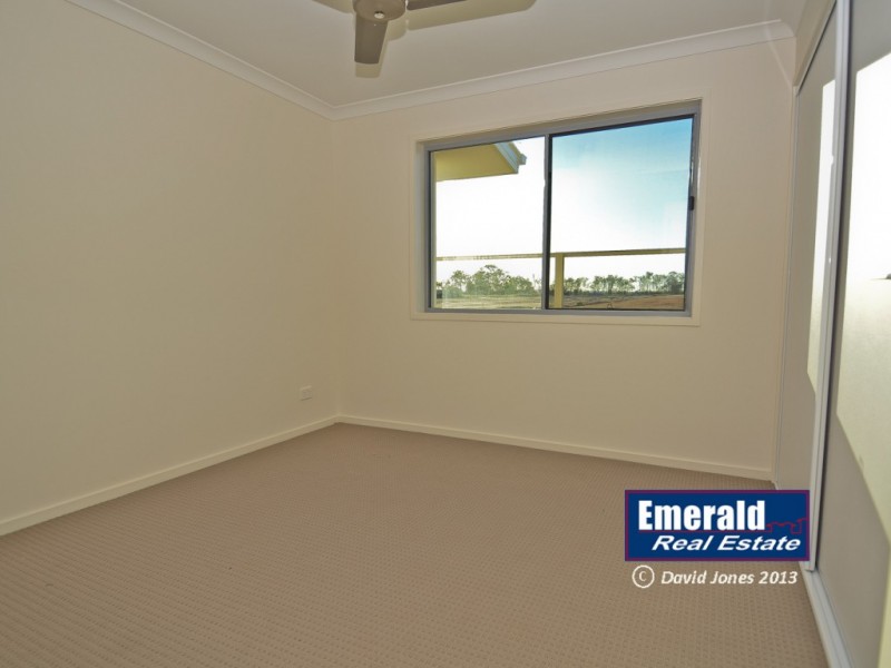 22 Maranda St, Emerald QLD 4720