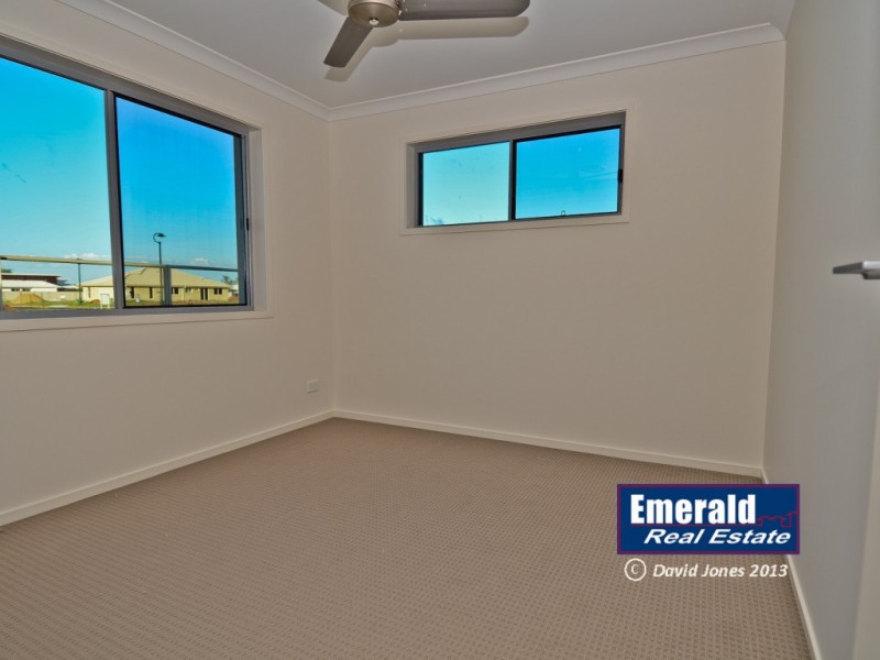 22 Maranda St, Emerald QLD 4720
