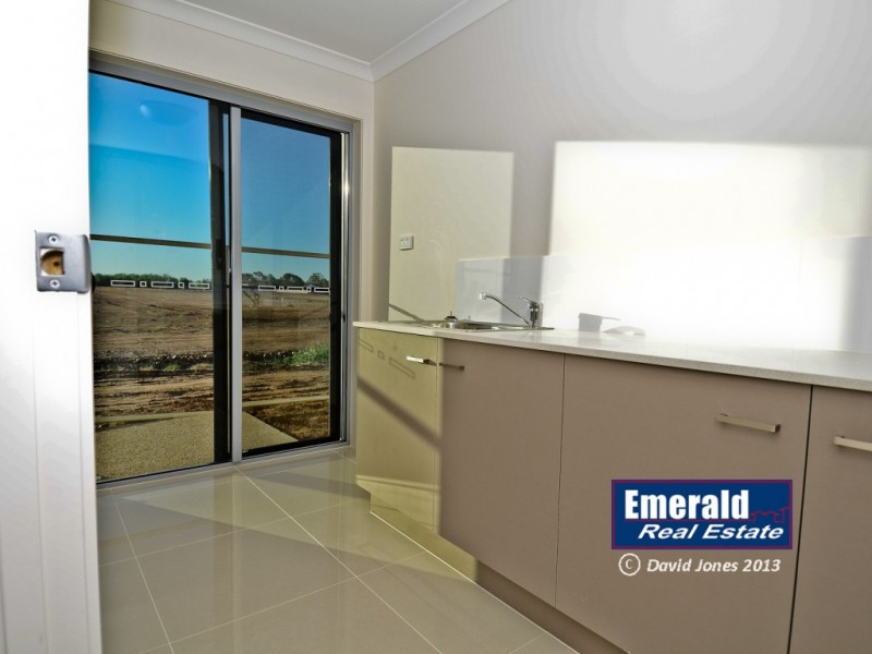 22 Maranda St, Emerald QLD 4720