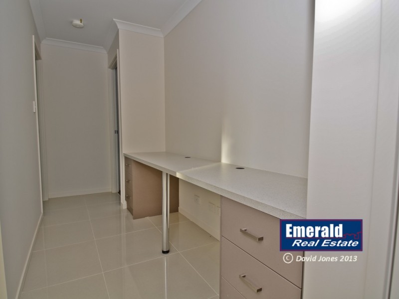 22 Maranda St, Emerald QLD 4720