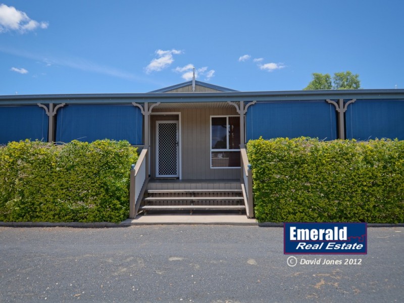 104 Ruby, Emerald QLD 4720