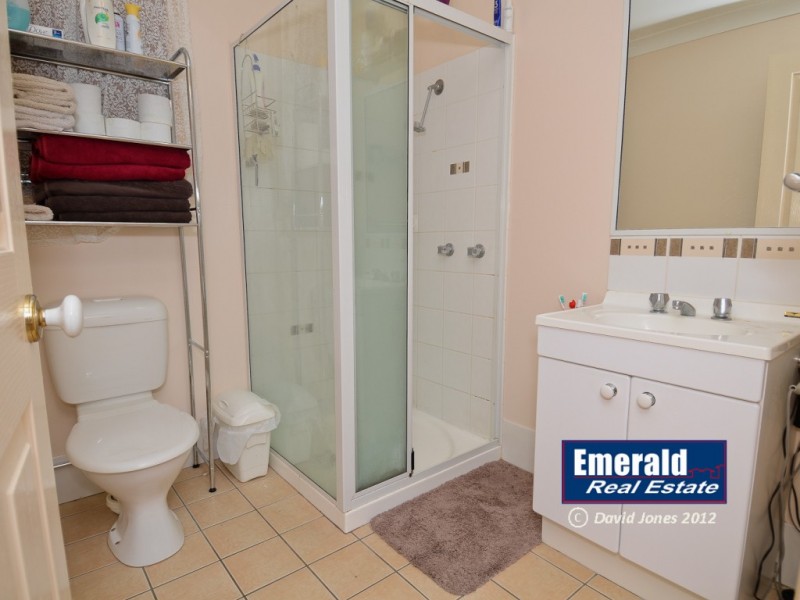 104 Ruby, Emerald QLD 4720