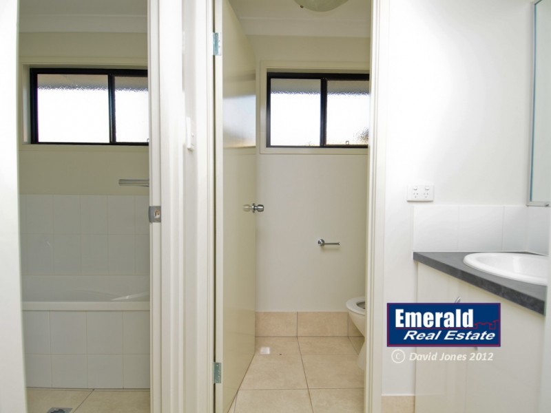 14 Kassidy St, Emerald QLD 4720