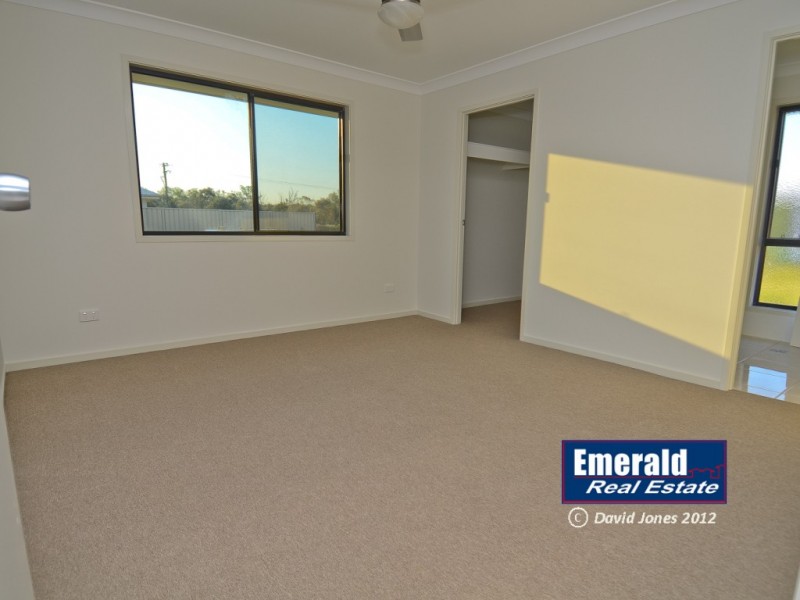 14 Kassidy St, Emerald QLD 4720