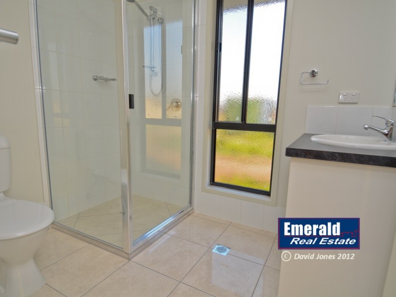 14 Kassidy St, Emerald QLD 4720