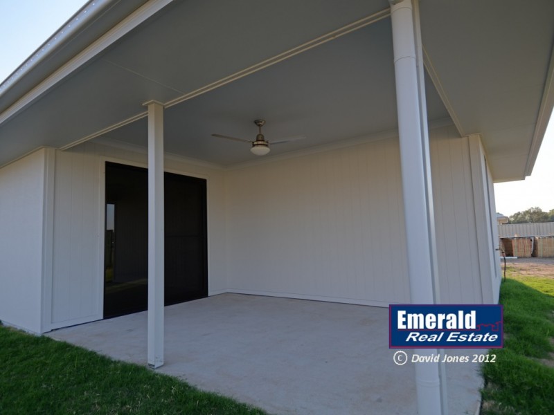 14 Kassidy St, Emerald QLD 4720