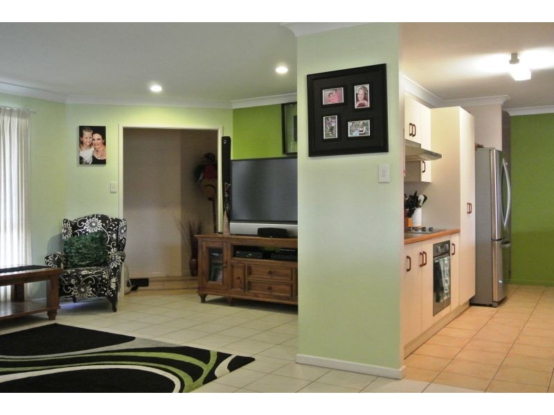 1 Peggy Court, Emerald QLD 4720