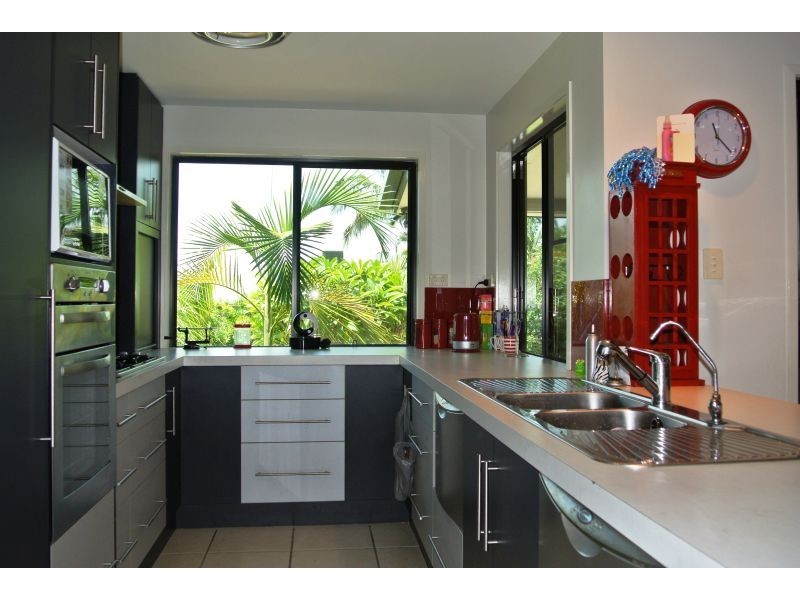 8 Baldwin Street, Emerald QLD 4720