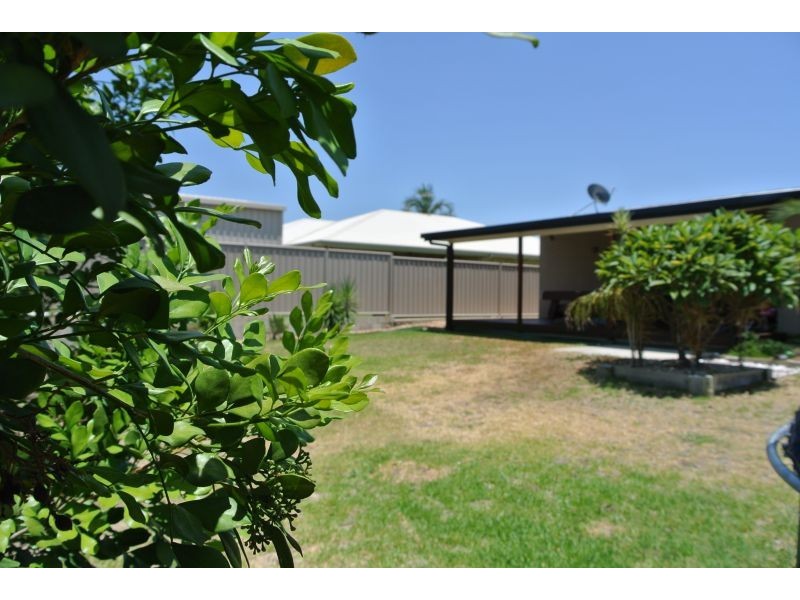 8 Baldwin Street, Emerald QLD 4720