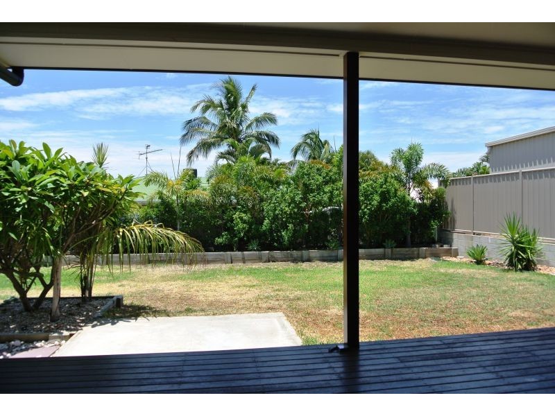 8 Baldwin Street, Emerald QLD 4720