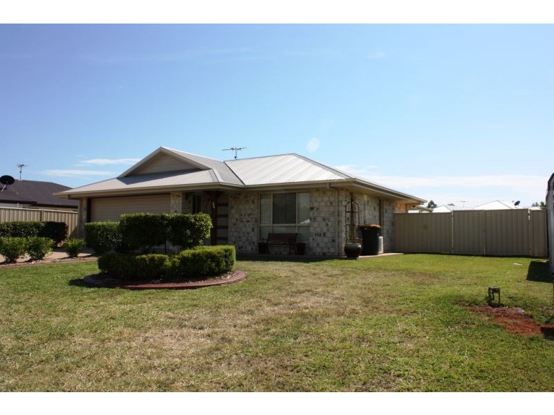 34 Blue Gums Drive, Emerald QLD 4720