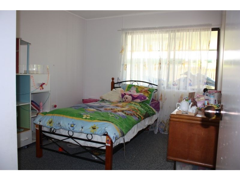 50 Moody Street, Emerald QLD 4720