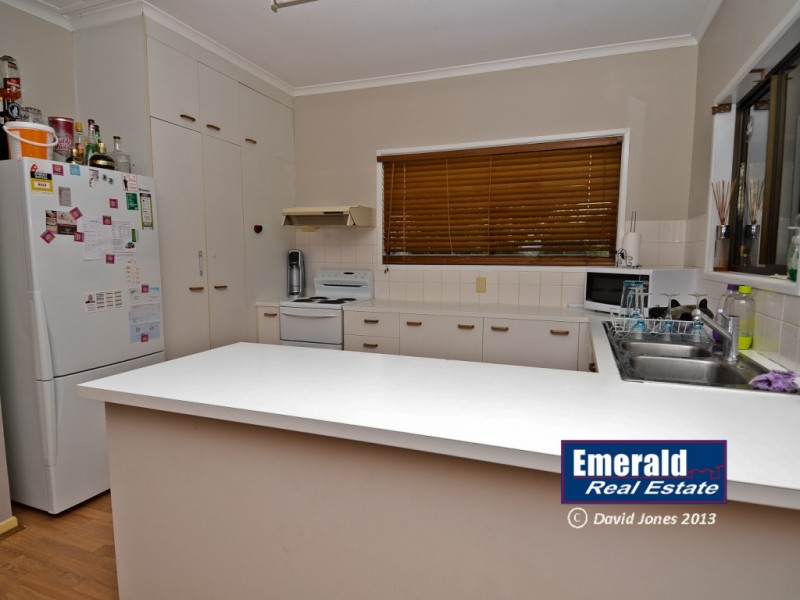 21 Bonython Drive, Emerald QLD 4720