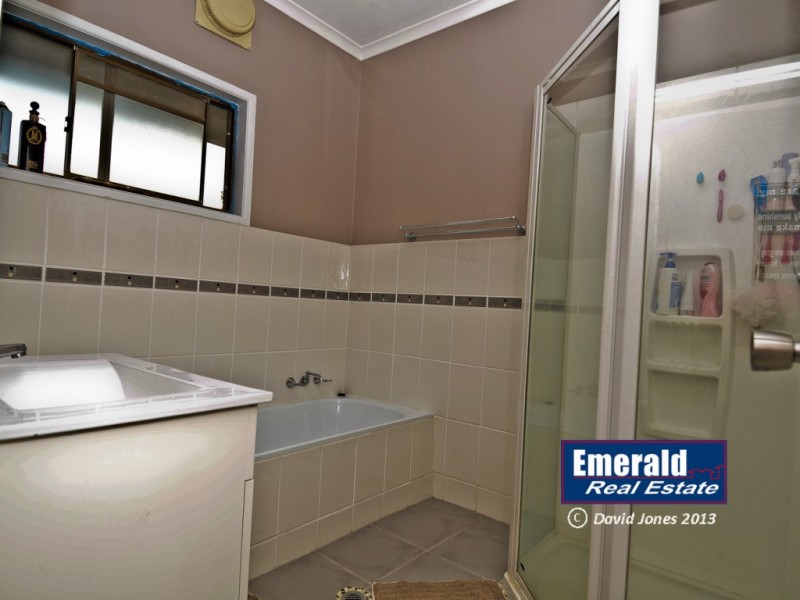 21 Bonython Drive, Emerald QLD 4720