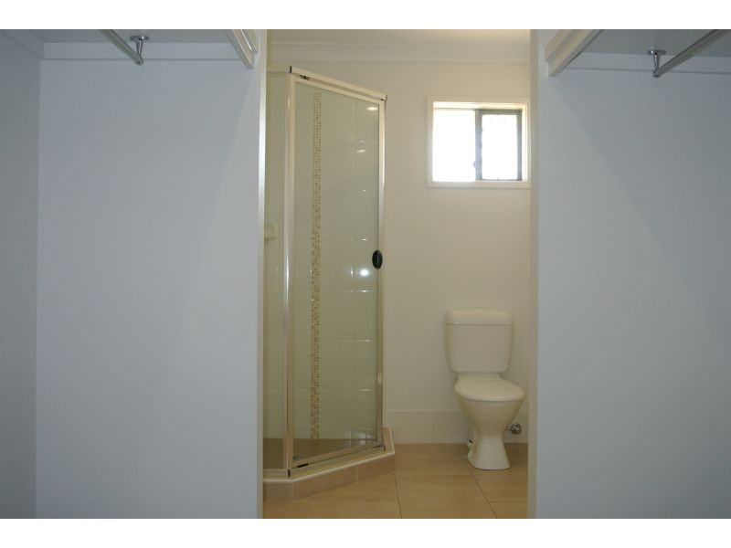 5 Hillcrest Street, Emerald QLD 4720