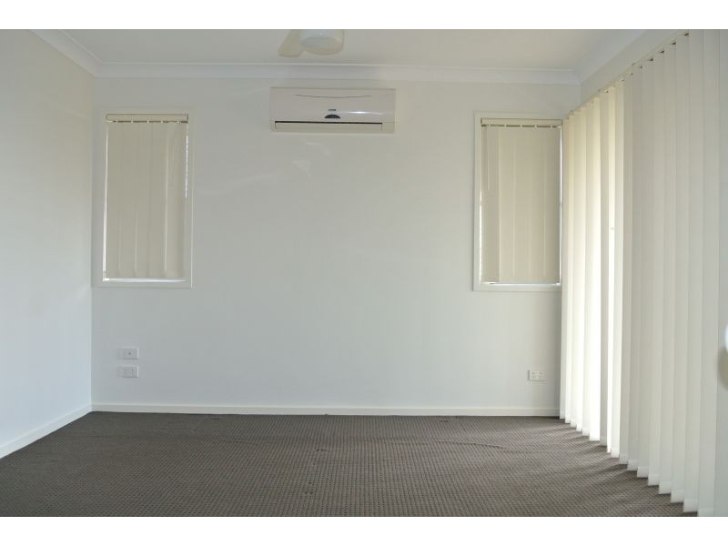 5 Hillcrest Street, Emerald QLD 4720