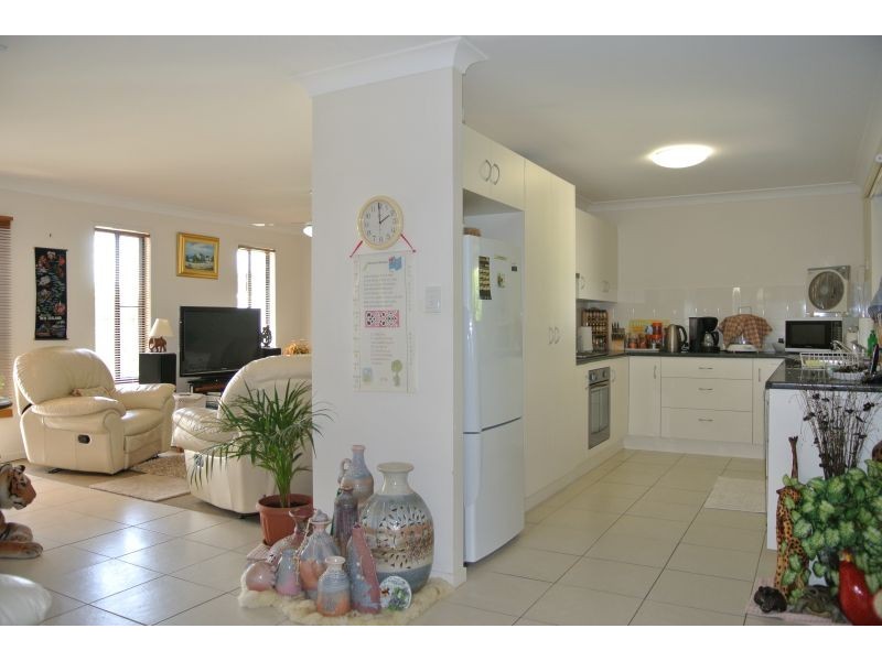 26 Desgrand Street, Emerald QLD 4720