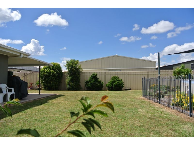 26 Desgrand Street, Emerald QLD 4720