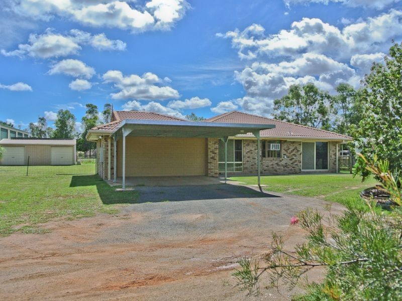 11B Crendon Street, Emerald QLD 4720