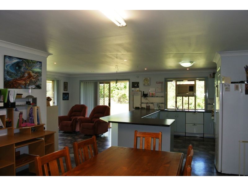 11B Crendon Street, Emerald QLD 4720