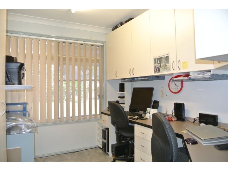 11B Crendon Street, Emerald QLD 4720