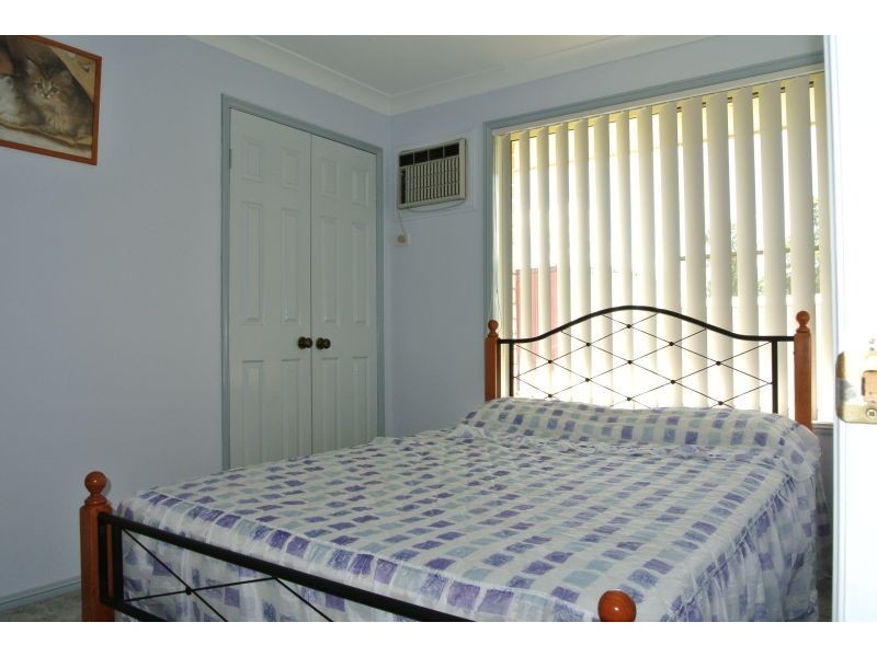 11B Crendon Street, Emerald QLD 4720