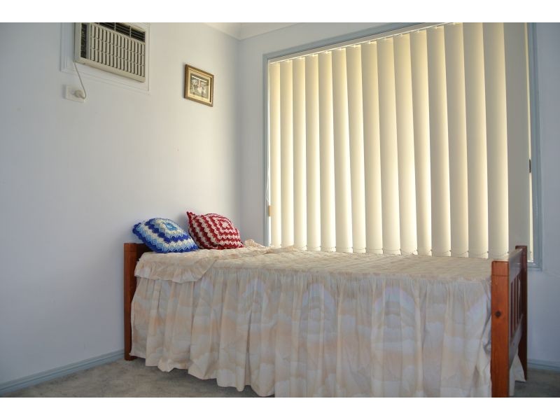 11B Crendon Street, Emerald QLD 4720