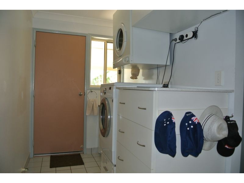 11B Crendon Street, Emerald QLD 4720