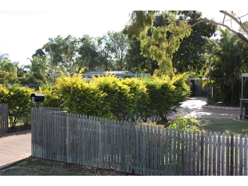 6 Oxley Court, Emerald QLD 4720