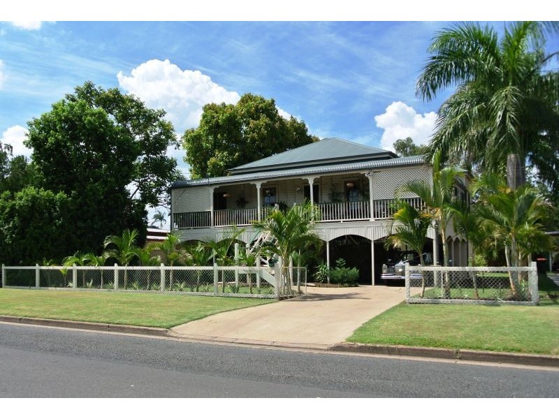 51 Esmond Street, Emerald QLD 4720