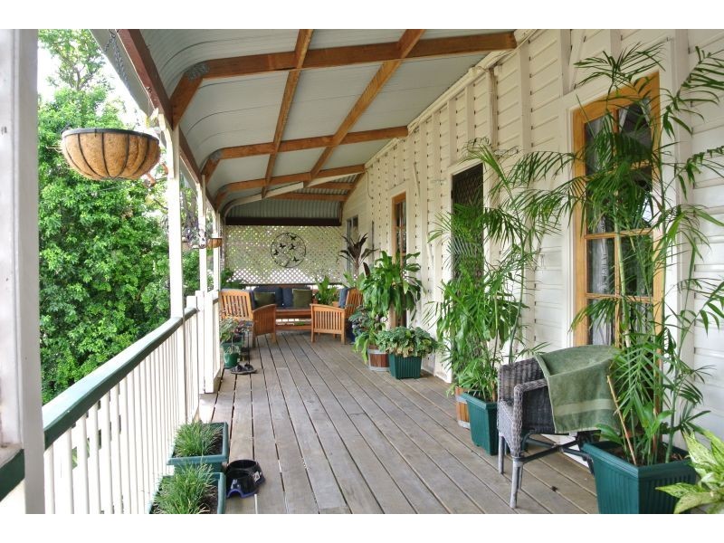 51 Esmond Street, Emerald QLD 4720