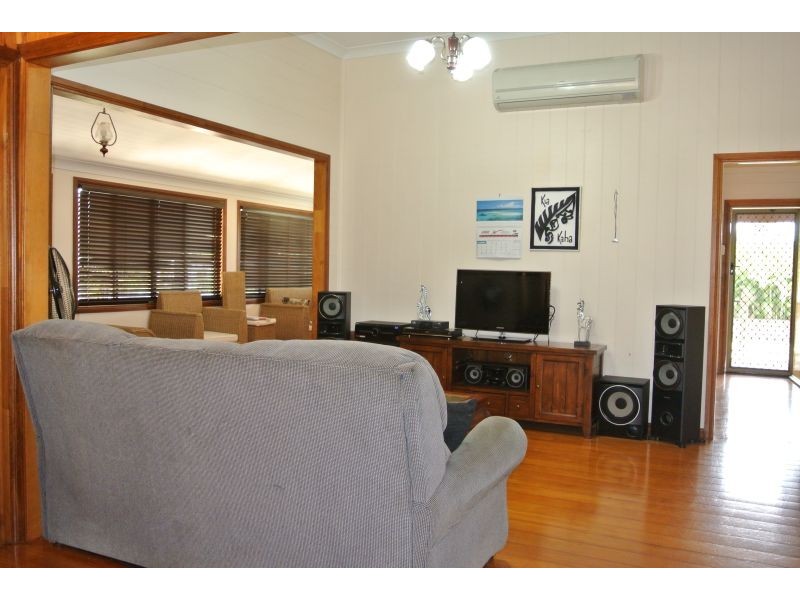 51 Esmond Street, Emerald QLD 4720