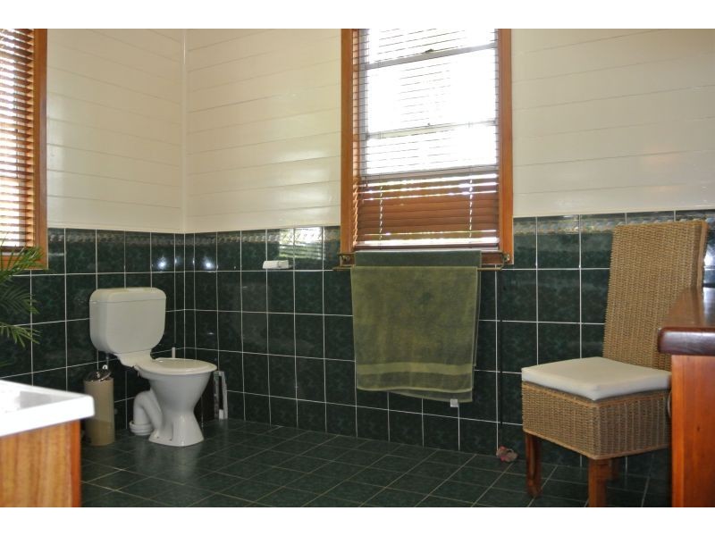 51 Esmond Street, Emerald QLD 4720