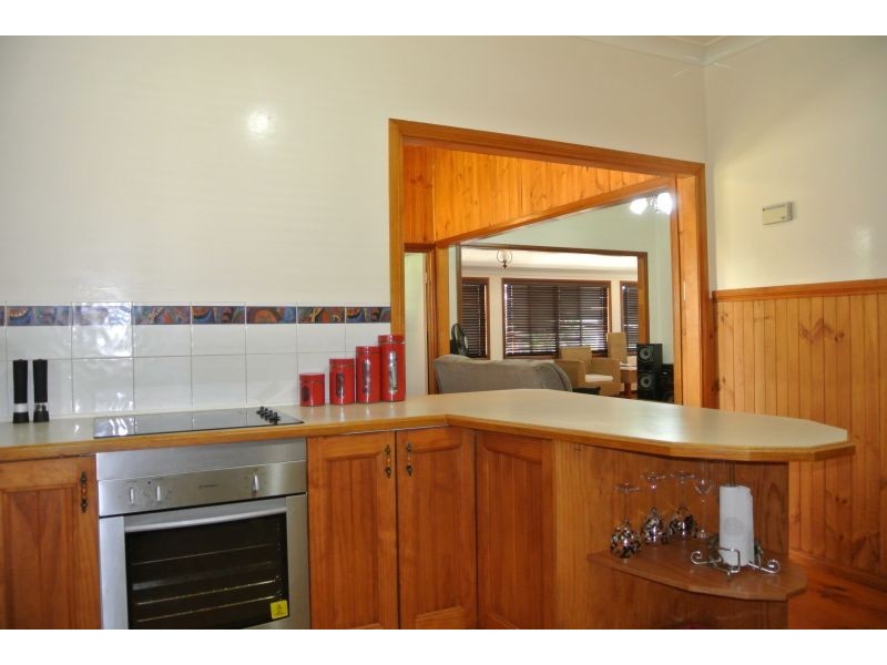 51 Esmond Street, Emerald QLD 4720