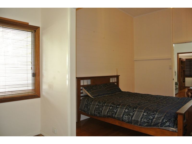51 Esmond Street, Emerald QLD 4720