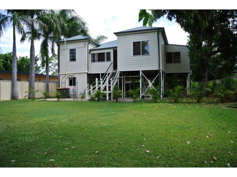 51 Esmond Street, Emerald QLD 4720