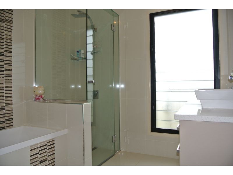 17 Ironbark Drive, Emerald QLD 4720