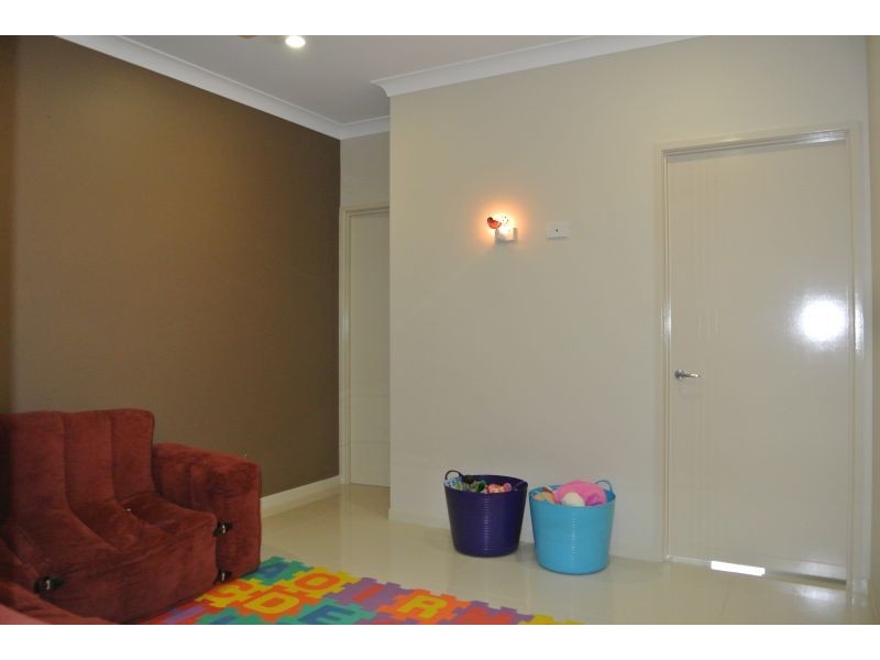 17 Ironbark Drive, Emerald QLD 4720