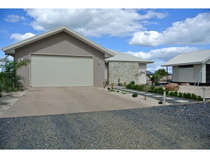 17 Ironbark Drive, Emerald QLD 4720