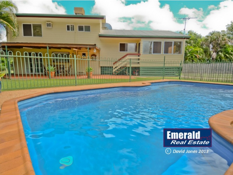 3 Thomas Place, Emerald QLD 4720